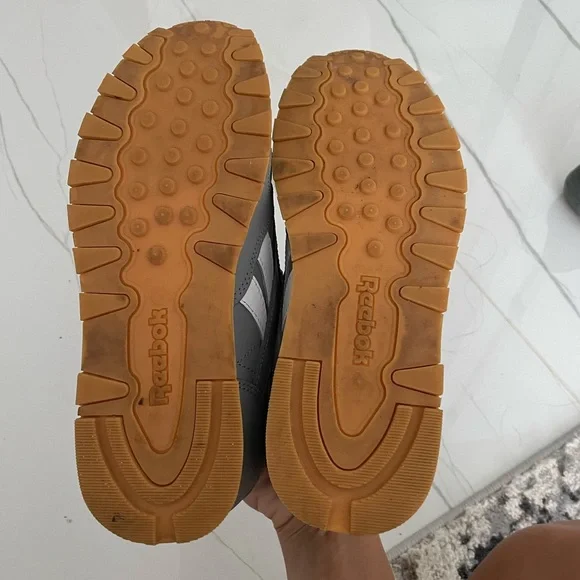 Grey Reebok’s - Picture 5 of 7